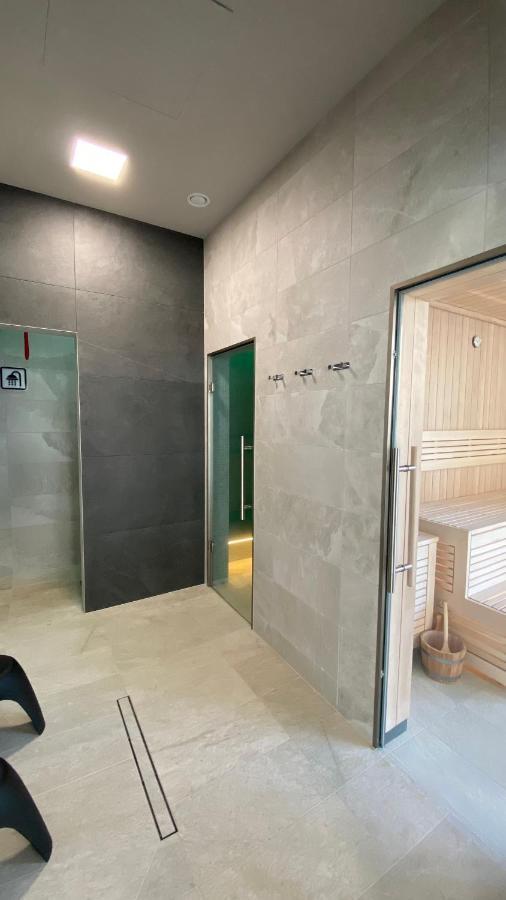 Apartament Magma Z Basenem Morska Klifowa Rewal Esterno foto
