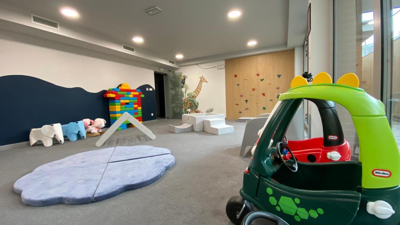Apartament Magma Z Basenem Morska Klifowa Rewal Esterno foto